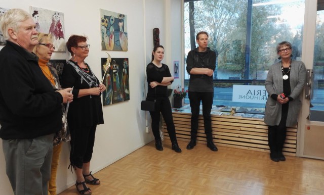 ENSIMMÄISET VIERAAT KUULOLLA