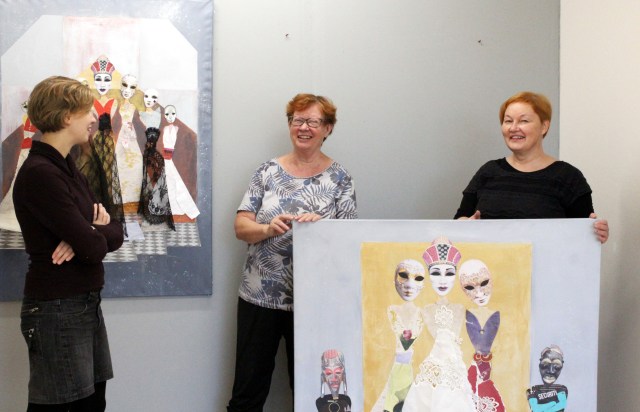 "NAISEN NAAMIO" -NÄYTTELY INSPIRAATION LÄHTEENÄ